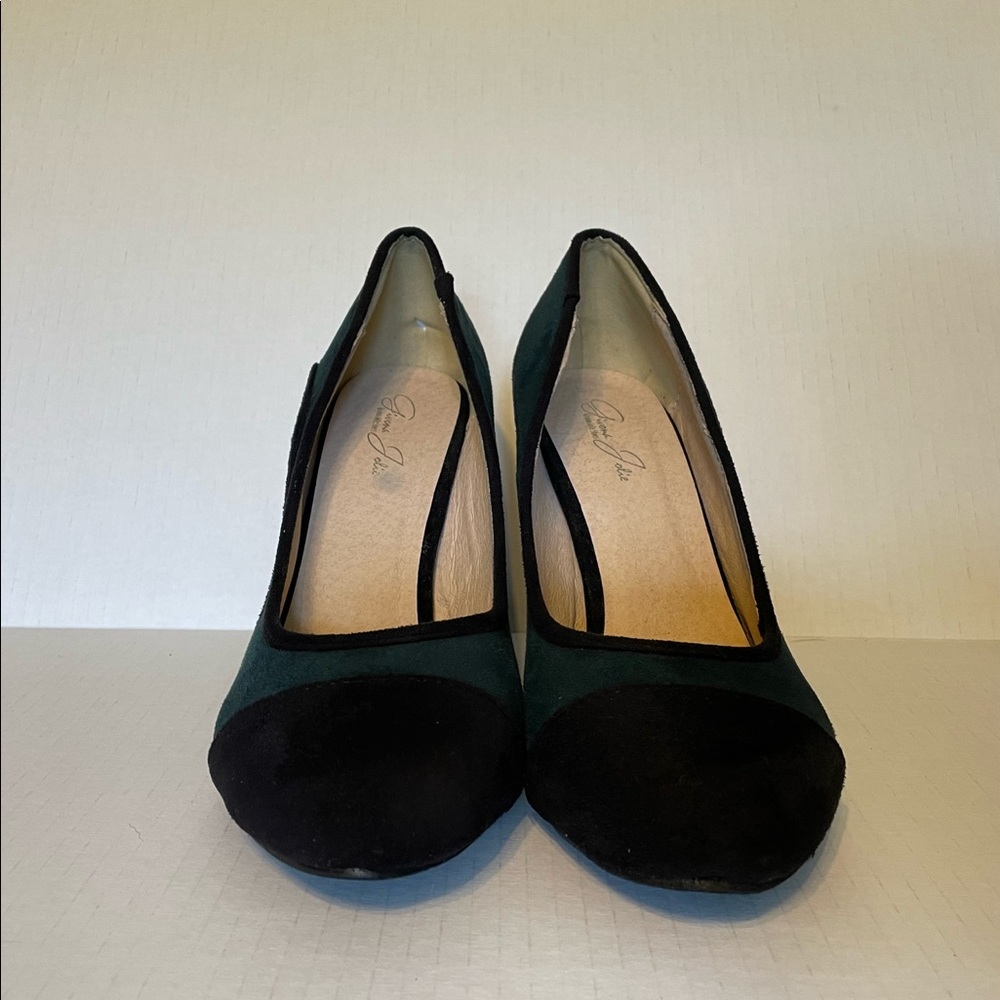 Heels - Picture 3 of 5